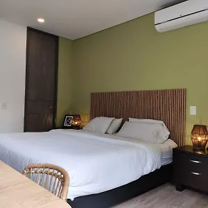  Apartamento Tropical Confort Poblado